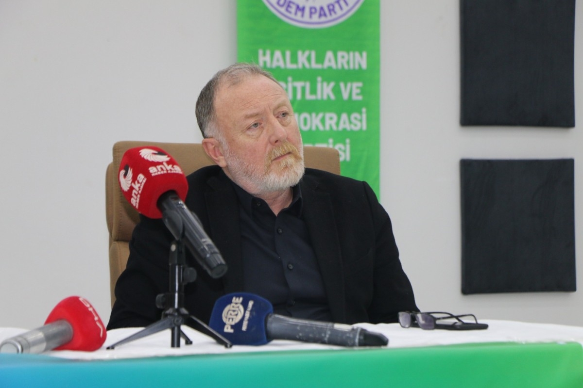 Sezai Temelli Adıyaman’da konuştu: ‘Meclis komisyonu siyasi muhataplığın adresidir’  - Videolu Haber