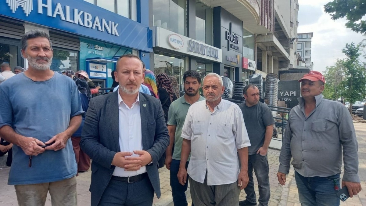 Gelecek Partisi Kahta İlçe Başkanı Gökalp'ten Halk Bankası önündeki yoğunluğa tepki