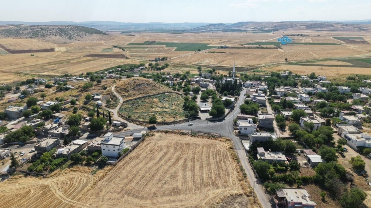 Besni'de BSK sıcak asfalt çalışmaları sürüyor - Videolu Haber